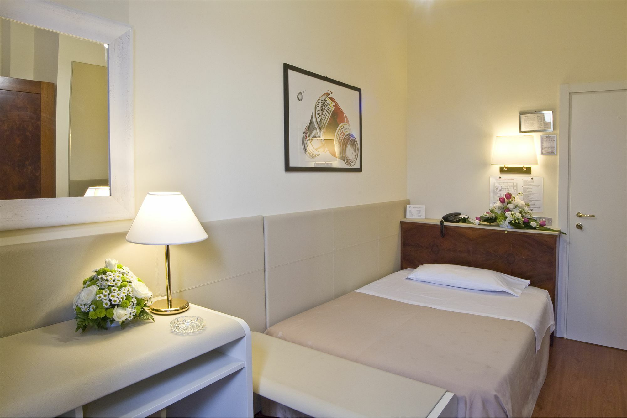Hotel Centrale Byron Равенна Экстерьер фото